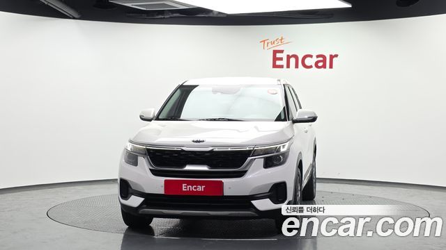 Kia Seltos Diesel 1.6 2WD Prestige - фото 2
