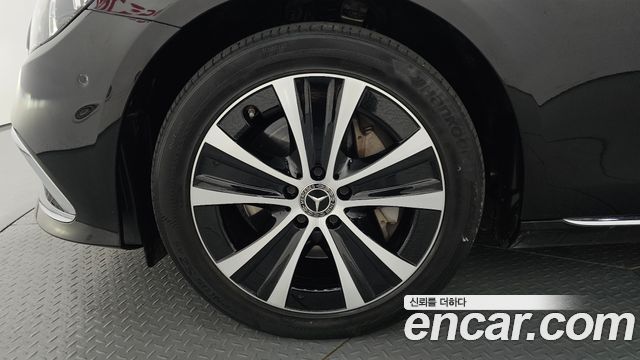Mercedes-Benz E-Class W213 E300e 4MATIC Exclusive - фото 3