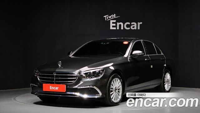 Mercedes-Benz E-Class W213 E250 Exclusive - фото 0