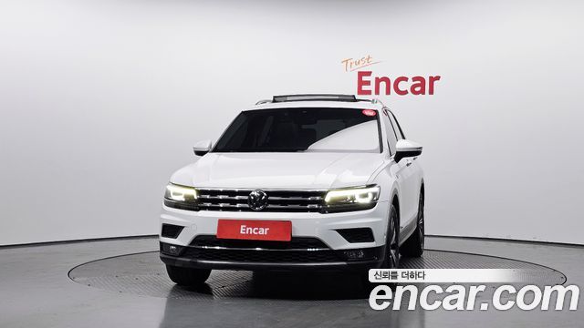 Volkswagen Tiguan 2-го поколения 2.0 TDI Prestige - фото 2