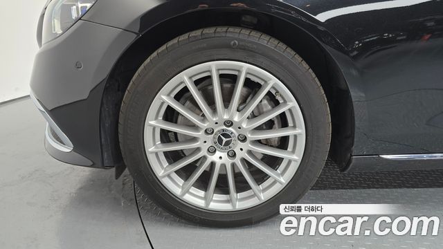 Mercedes-Benz E-Class W213 E250 Exclusive - фото 4