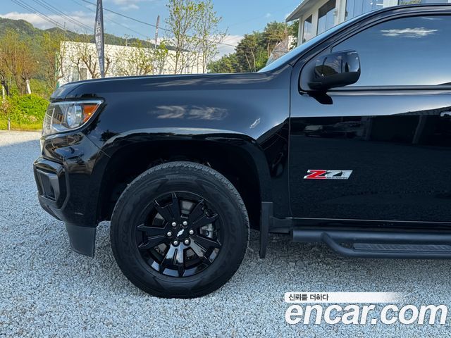 Chevrolet (GM Daewoo) Colorado 3.6 Z71-X Midnight 4WD - фото 4