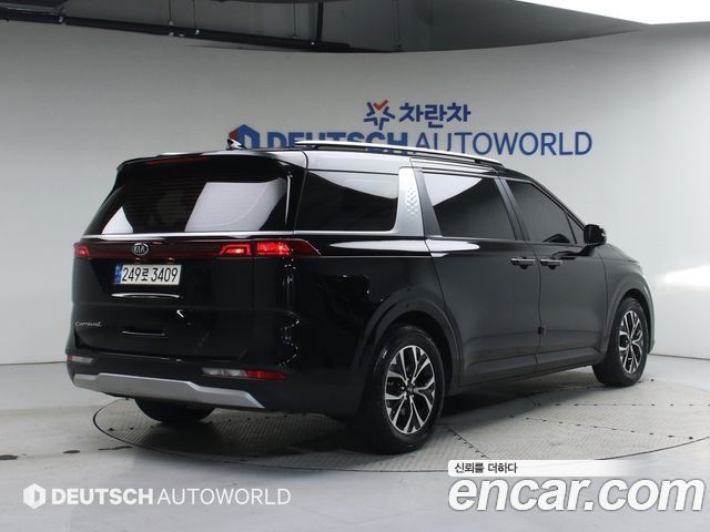 Kia Carnival 4-го поколения 9-Seater Prestige - фото 1