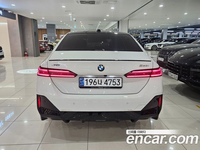 BMW 5-Series G60 530i xDrive M Sport Pro Special Edition - фото 3