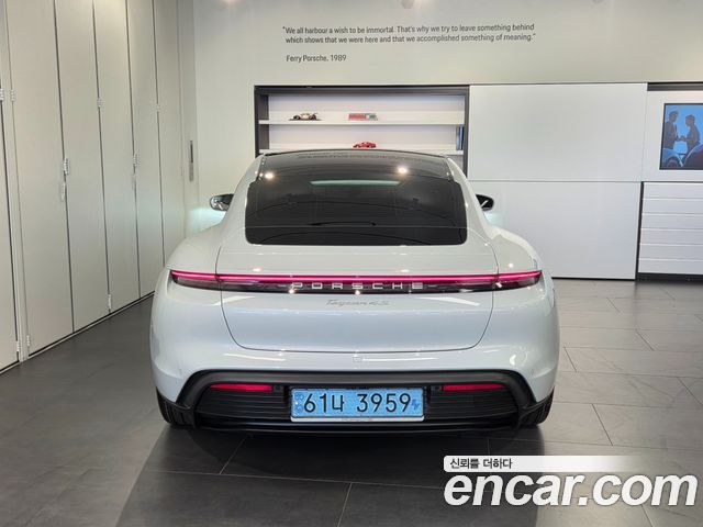 Porsche Taycan 4S - фото 3