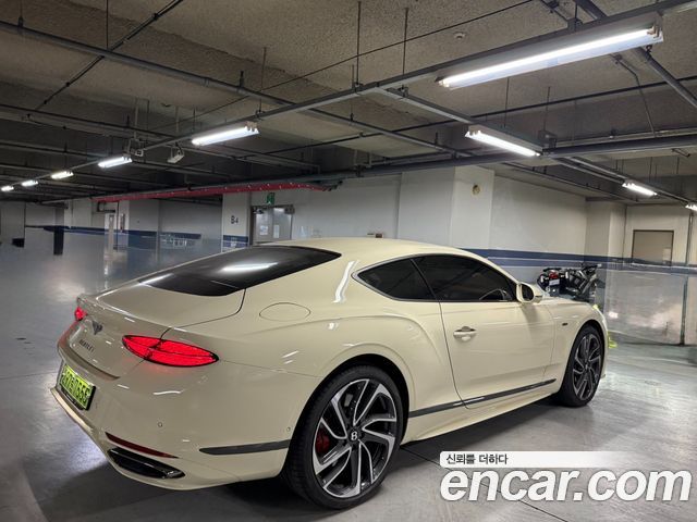 Bentley Continental GT 4.0 GT Speed - фото 3