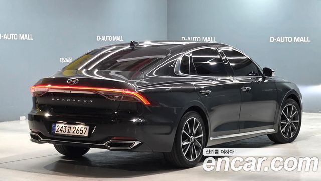 Hyundai Grandeur Новый IG 3.0 LPi Rent Car Premium - фото 3