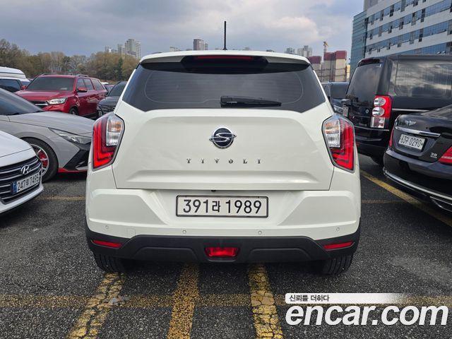 SsangYong Tivoli Gasoline 1.5 2WD V3 - фото 4