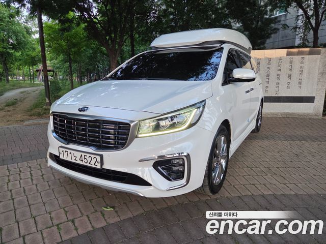 Kia Carnival Новый 7-Seater Hi-Limousine VIP - фото 0