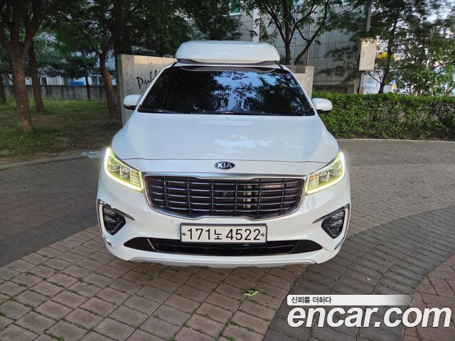 Kia Carnival Новый 7-Seater Hi-Limousine VIP - фото 2
