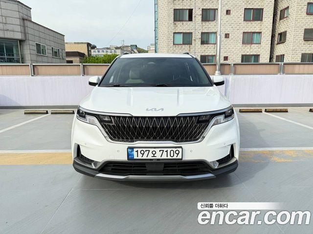 Kia Carnival 4-го поколения 9-Seater Signature - фото 0