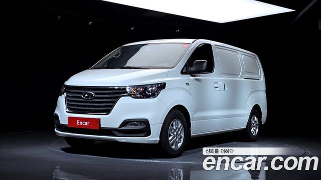 Hyundai Starex Новый Van 3-Seater Smart - фото 0