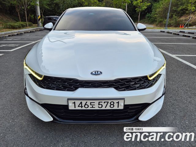 Kia K5 3-го поколения 2.0 LPI(Renter car) Trandy - фото 0