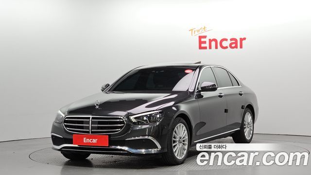 Mercedes-Benz E-Class W213 E250 Exclusive - фото 0