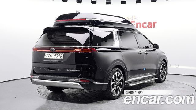 Kia Carnival 4-го поколения 9-Seater Hi-Limousine Signature - фото 1