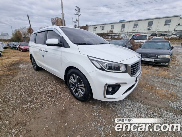 Kia Carnival Новый 9-Seater Luxury - фото 2