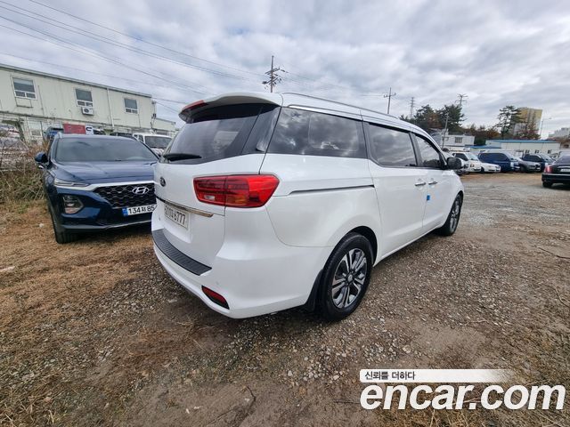 Kia Carnival Новый 9-Seater Luxury - фото 3
