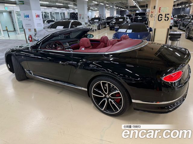 Bentley Continental GT 6.0 GTC - фото 4