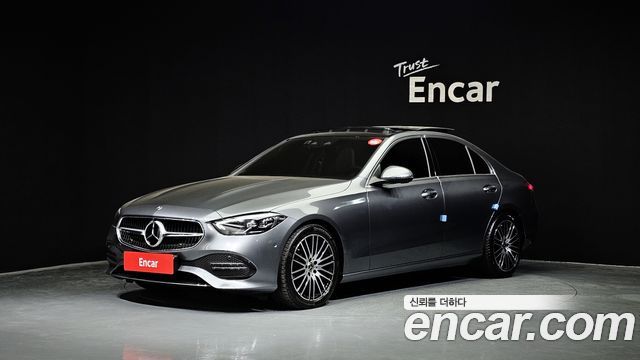 Mercedes-Benz C-Class W206 C300 4MATIC Avantgarde - фото 0