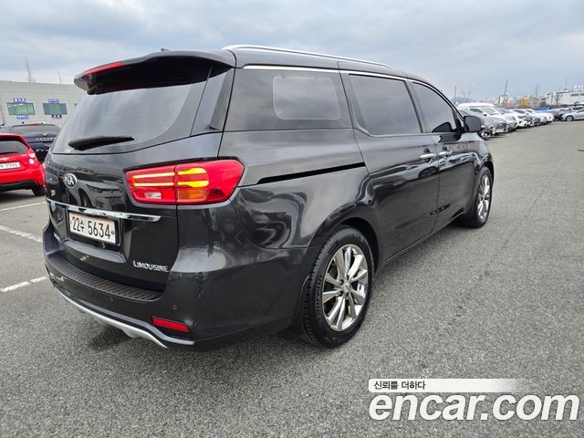 Kia Carnival Новый 7-Seater Limousine President - фото 3