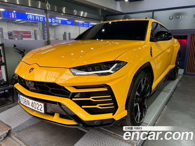 Lamborghini Urus 4.0 V8 - фото 1
