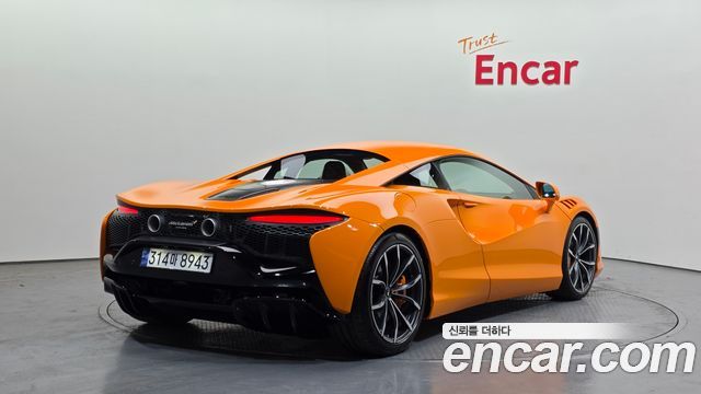 Mclaren Artura 3.0 Coupe - фото 1