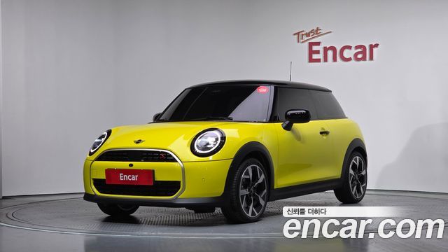 Mini Cooper 4-го поколения Favoured - фото 0