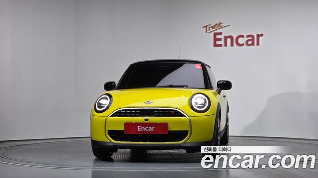 Mini Cooper 4-го поколения Favoured - фото 2