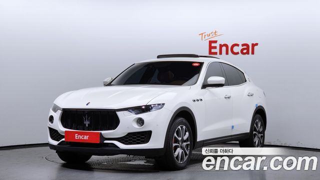 Maserati Levante 3.0 Diesel AWD Premium - фото 0