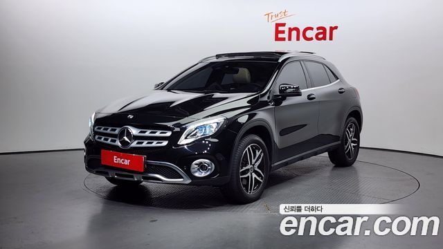 Mercedes-Benz GLA-Class X156 GLA220 Premium - фото 0
