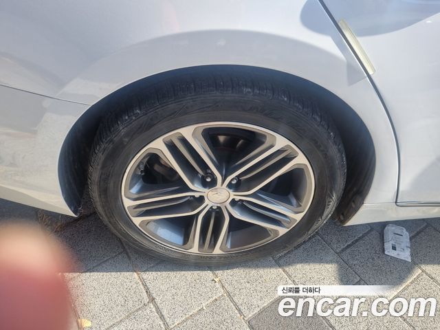 Hyundai Grandeur IG 3.0 LPi Modern (Rental Car) - фото 4