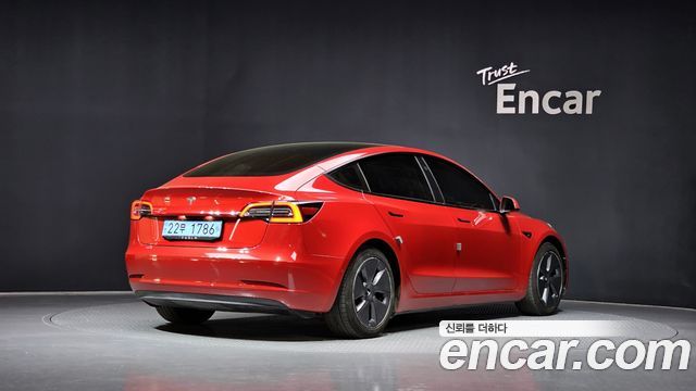 Tesla Model 3 Standard Range Plue RWD - фото 1