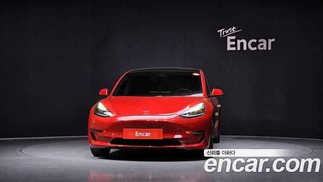 Tesla Model 3 Standard Range Plue RWD - фото 2