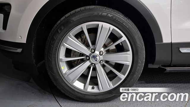 Ford Explorer 2.3 Limited 4WD 5th - фото 4