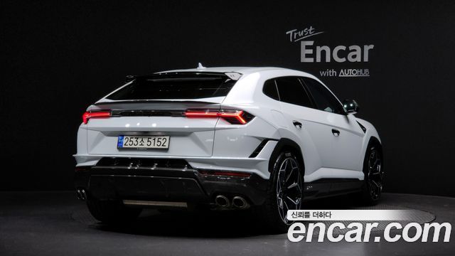 Lamborghini Urus 4.0 V8 Performante - фото 1