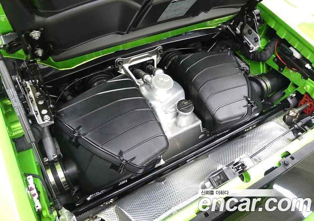 Lamborghini Huracan LP610-2 EVO Spyder - фото 4