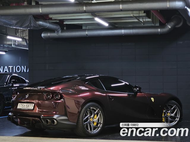 Ferrari 812 6.5 V12 - фото 4