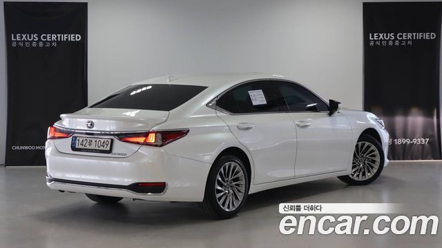 Lexus ES 7-го поколения Luxury Plus - фото 1