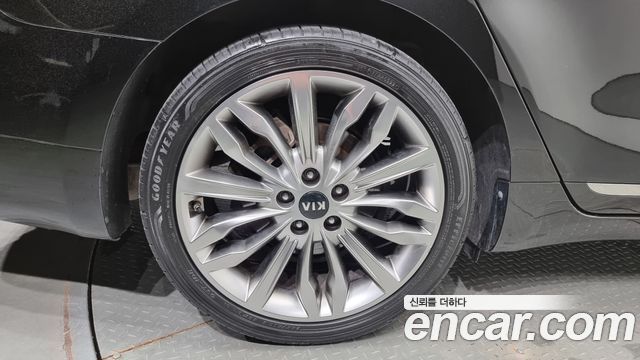 Kia K7 Premier 3.0 LPI Trendy(Rented Car) - фото 4