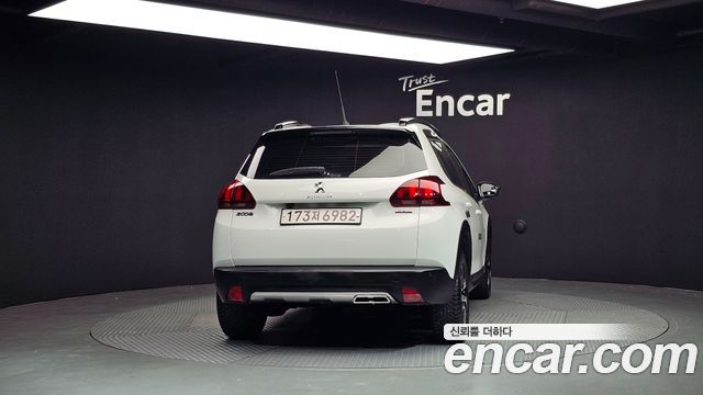 Peugeot 2008 1.5 BlueHDi GT Line - фото 3