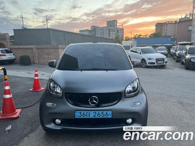 Smart Fortwo 3-го поколения EQ - фото 0