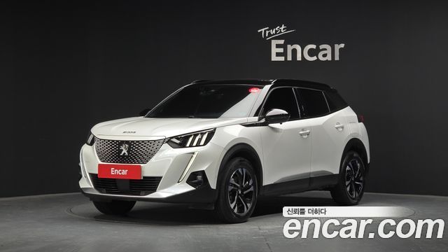 Peugeot 2008 2-го поколения EV GT - фото 0