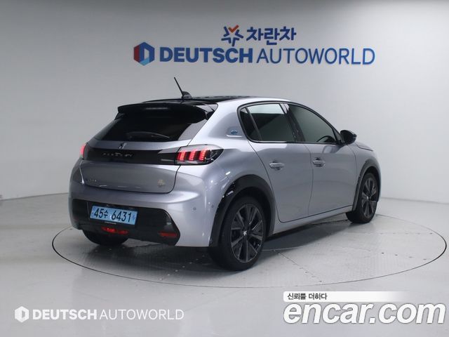 Peugeot 208 2-го поколения GT - фото 1