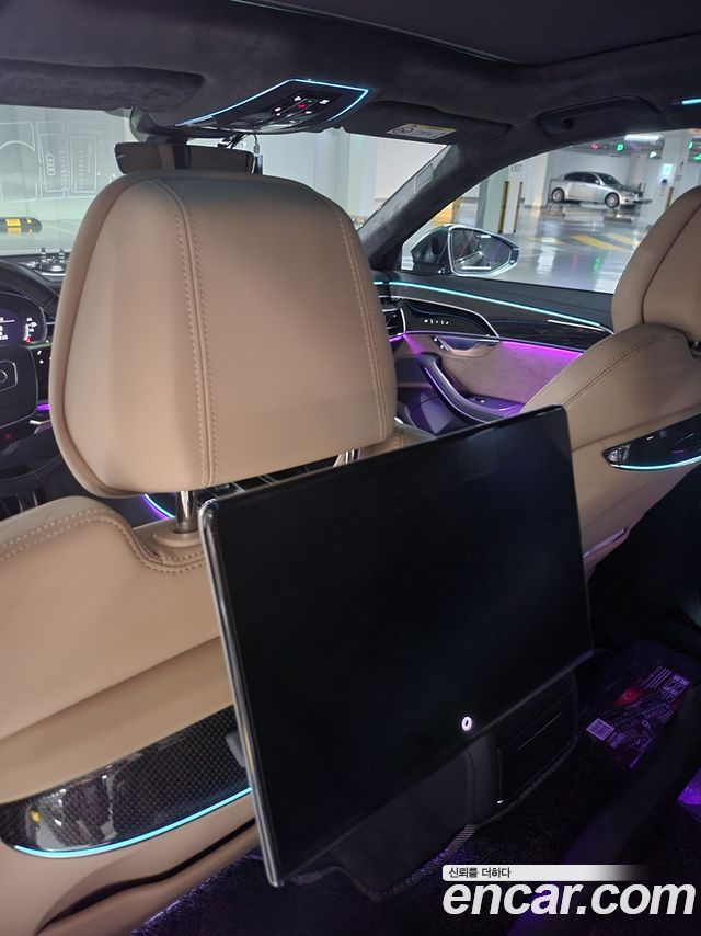 Audi S8 D5 4.0 TFSI Quattro LWB - фото 1
