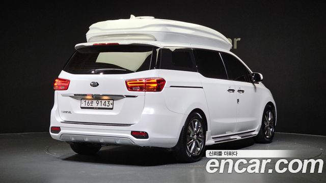 Kia Carnival Новый Gasoline 9-seater Limousine(Special vehicle) - фото 1