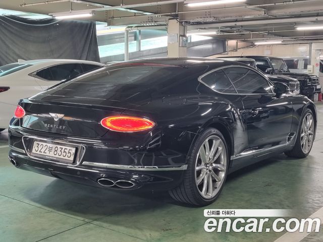 Bentley Continental GT 4.0 GT - фото 2