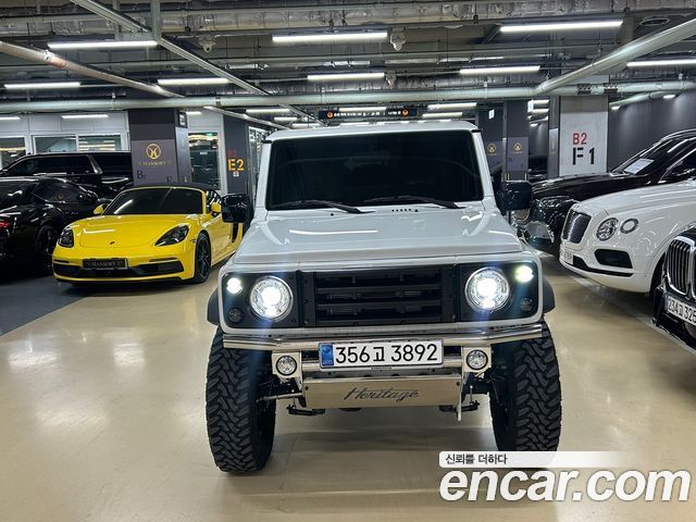 Suzuki Jimny 1.5 - фото 1