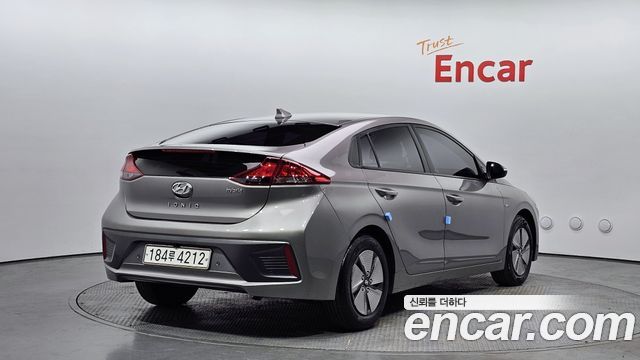 Hyundai Ioniq Новый, гибрид 1.6 HEV I - фото 1