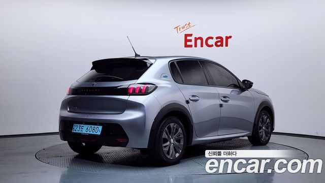 Peugeot 208 2-го поколения Allure - фото 1
