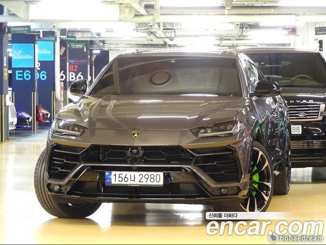 Lamborghini Urus 4.0 V8 - фото 0